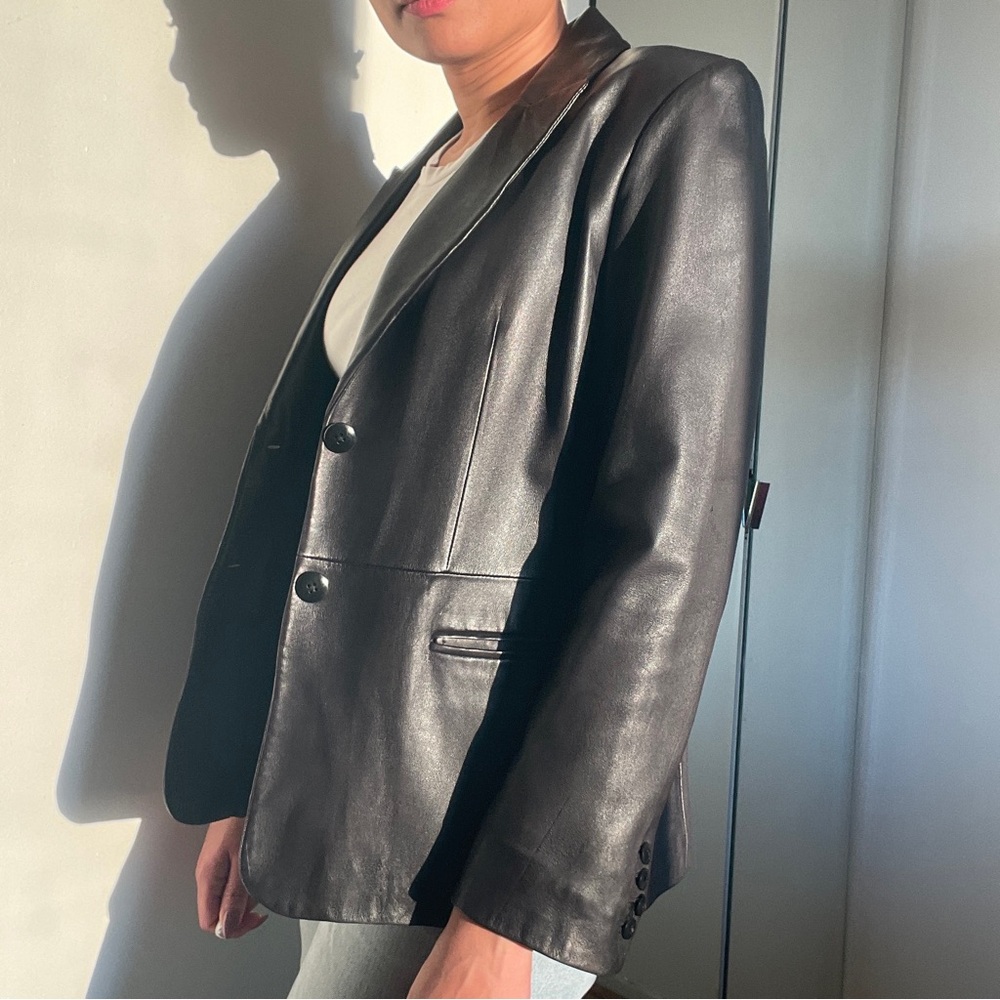 Classic Black Leather Women's Blazer Jacket - Picture 2 of 8